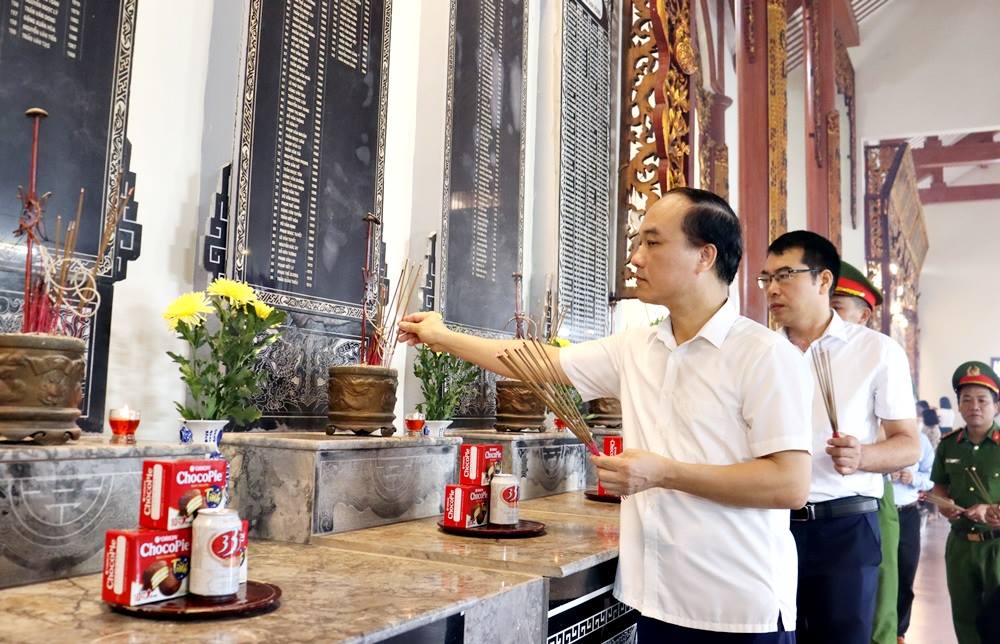anh tin bai